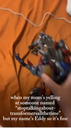 gheghehe car robots🤤