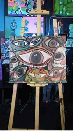 Eyes W/ Sharp Teeth