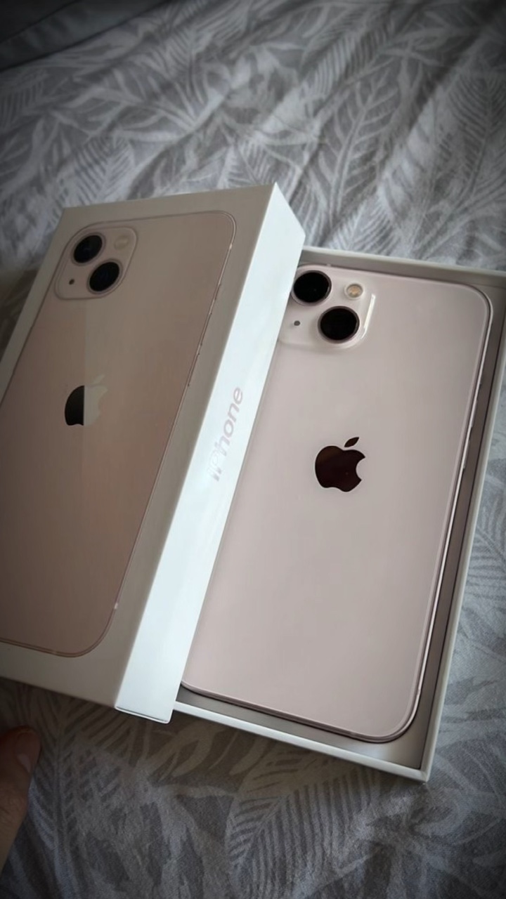 Báo iPhone 13