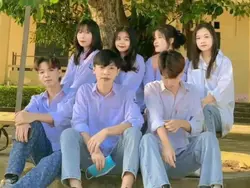 mẫu khoe lớp 