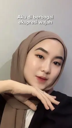berubah ekspresi