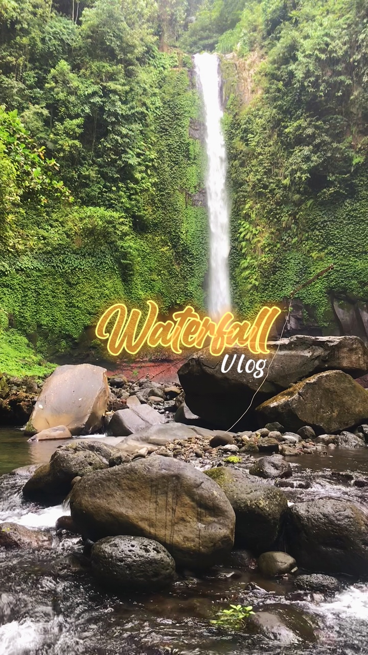 Vlog Waterfall