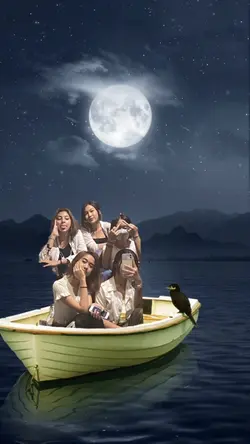 naik kapal layar
