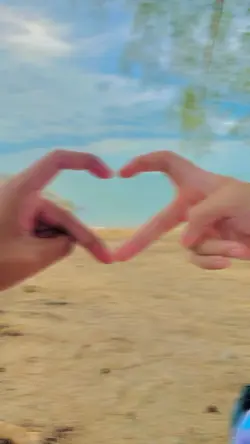 #FingerHeart
