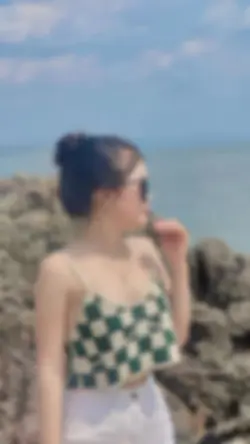 blurred version