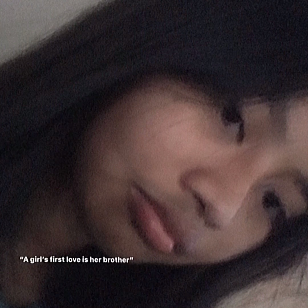 ^ ^