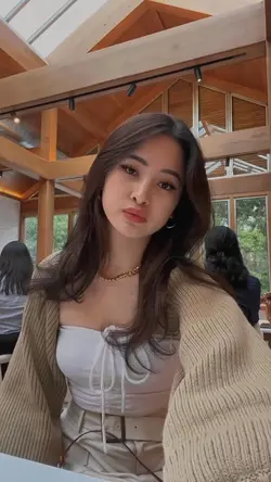 1 video + 19 foto