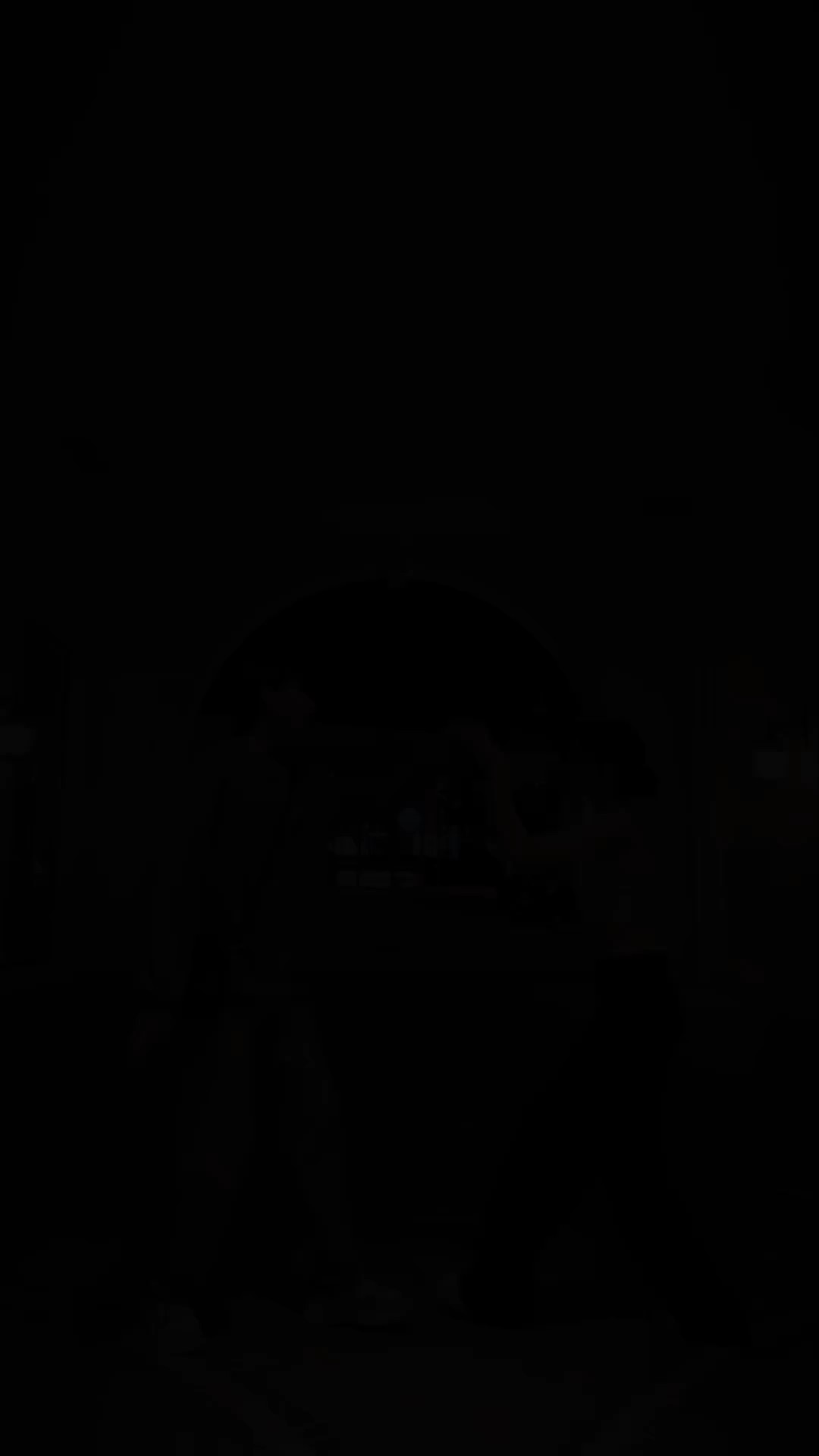 1 vidéo 7 photos