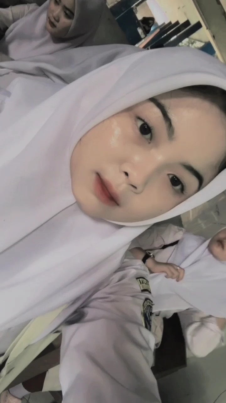1 VIDEO + 3 FOTO