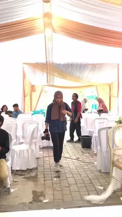 Di Fotoin 