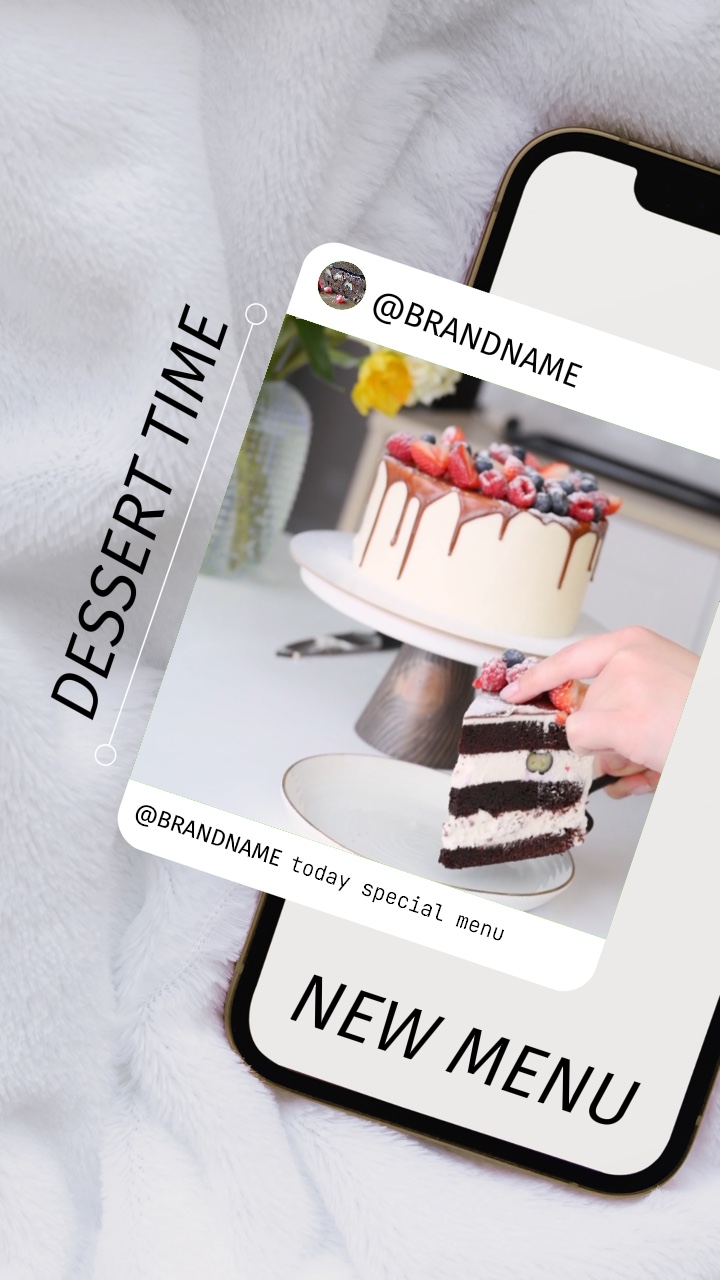 Dessert Eating Displaywith UI Style