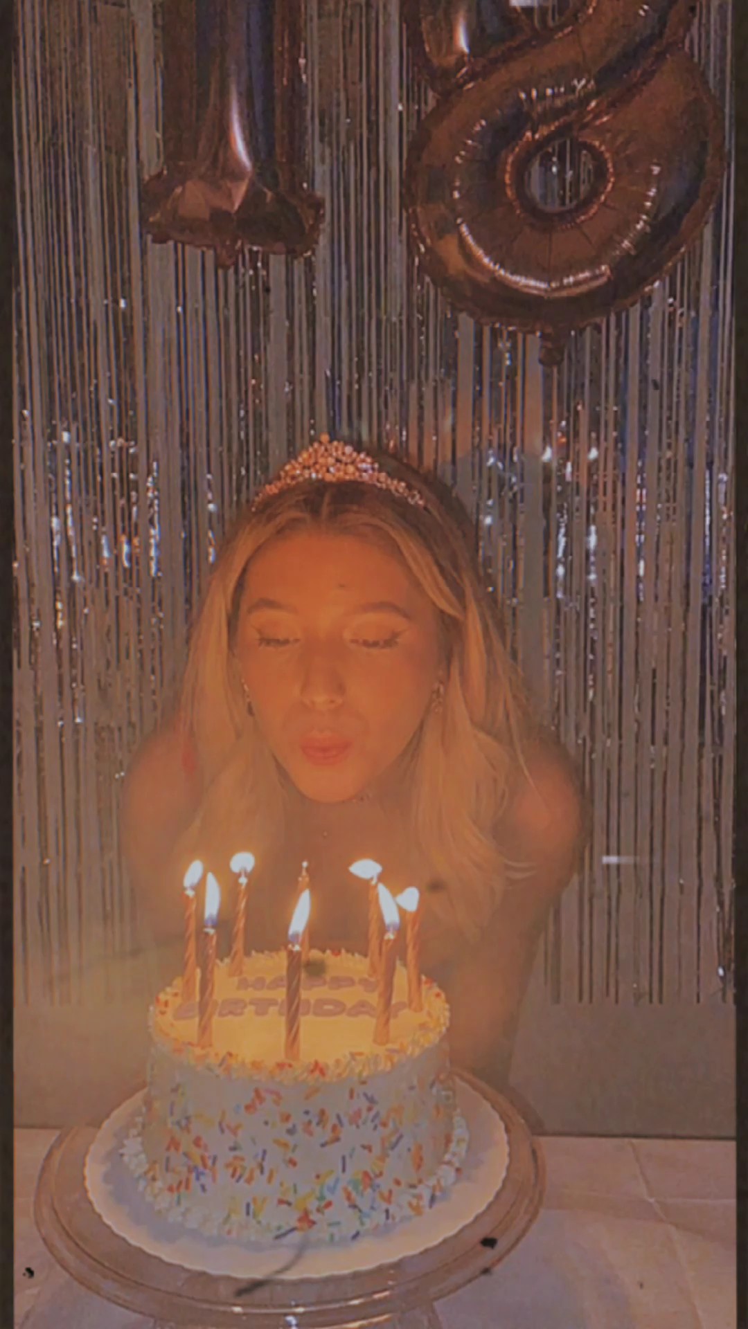 FELIZ ANIVERSÁRIO 