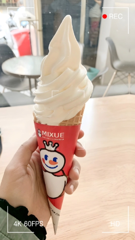 Transisi Ice Cream 