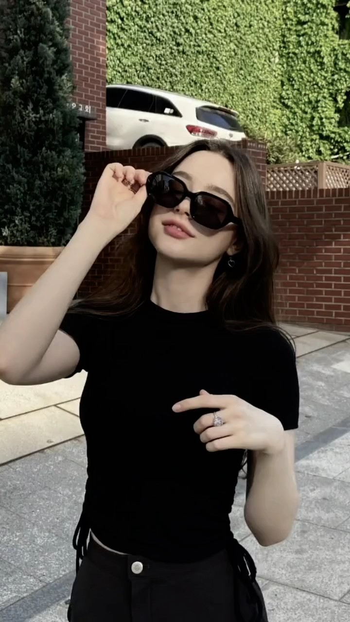 LONGS CHEVEUX NOIRS 
