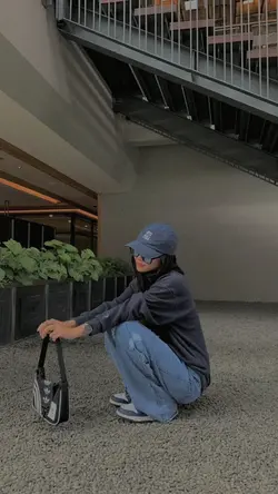 1 video + 7 foto