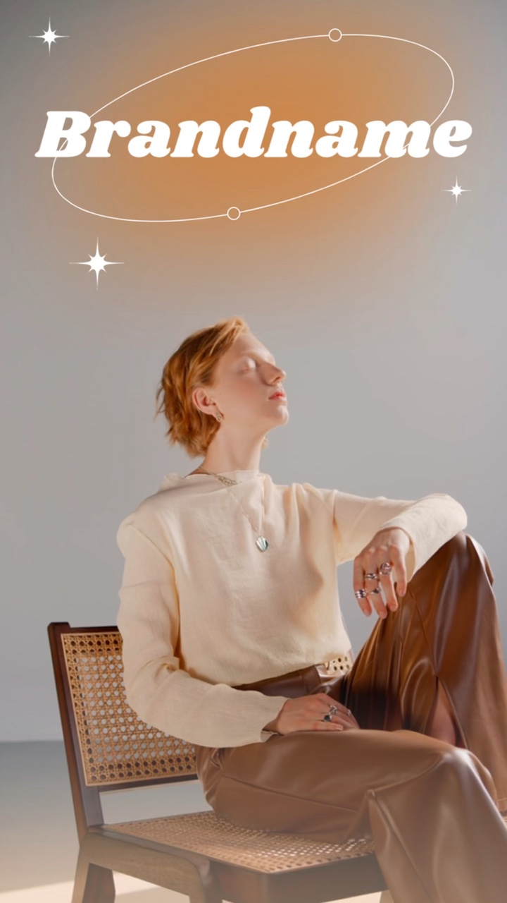 Présentoir de bijoux dans un style de dégradé de couleurs simple