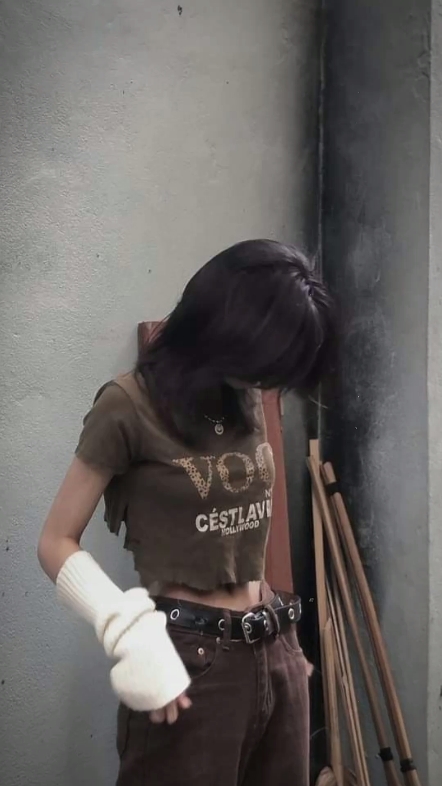 2 pics 