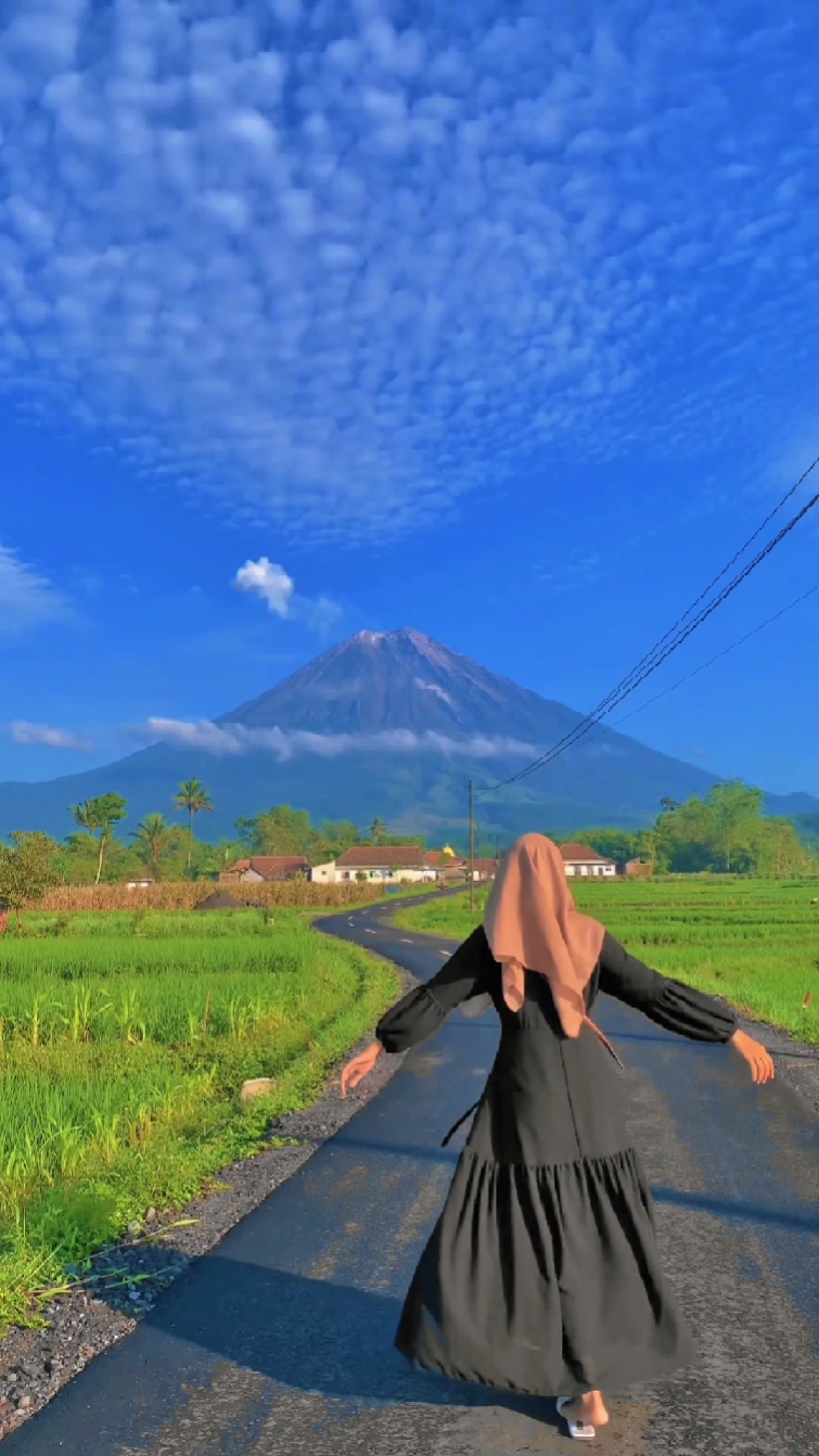 819 slowmo video