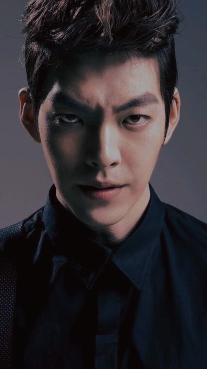 2 Photos x 1 Video