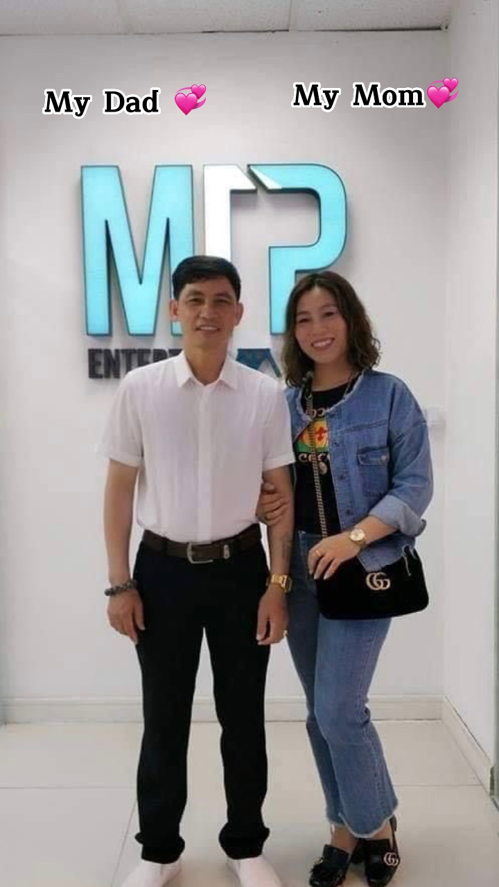 My mom my dad 