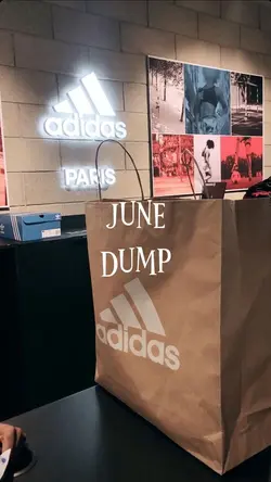 June Dump 60Foto