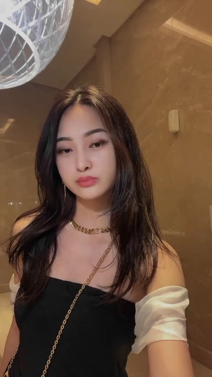 1 video + 3 foto 