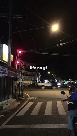 teks bisa diganti 