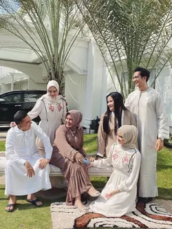 Lebaran hrs pake ini