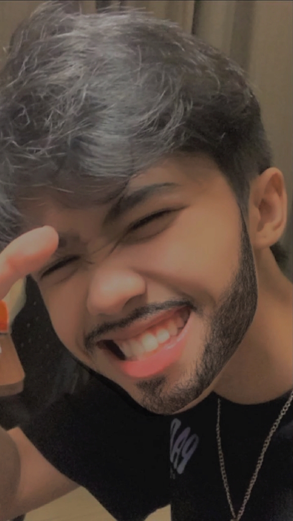 1 VÍDEO + 4 FOTO