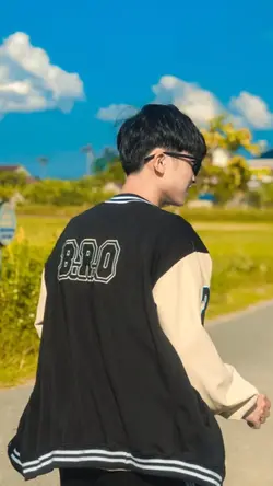 Mẫu 7 ảnh căng