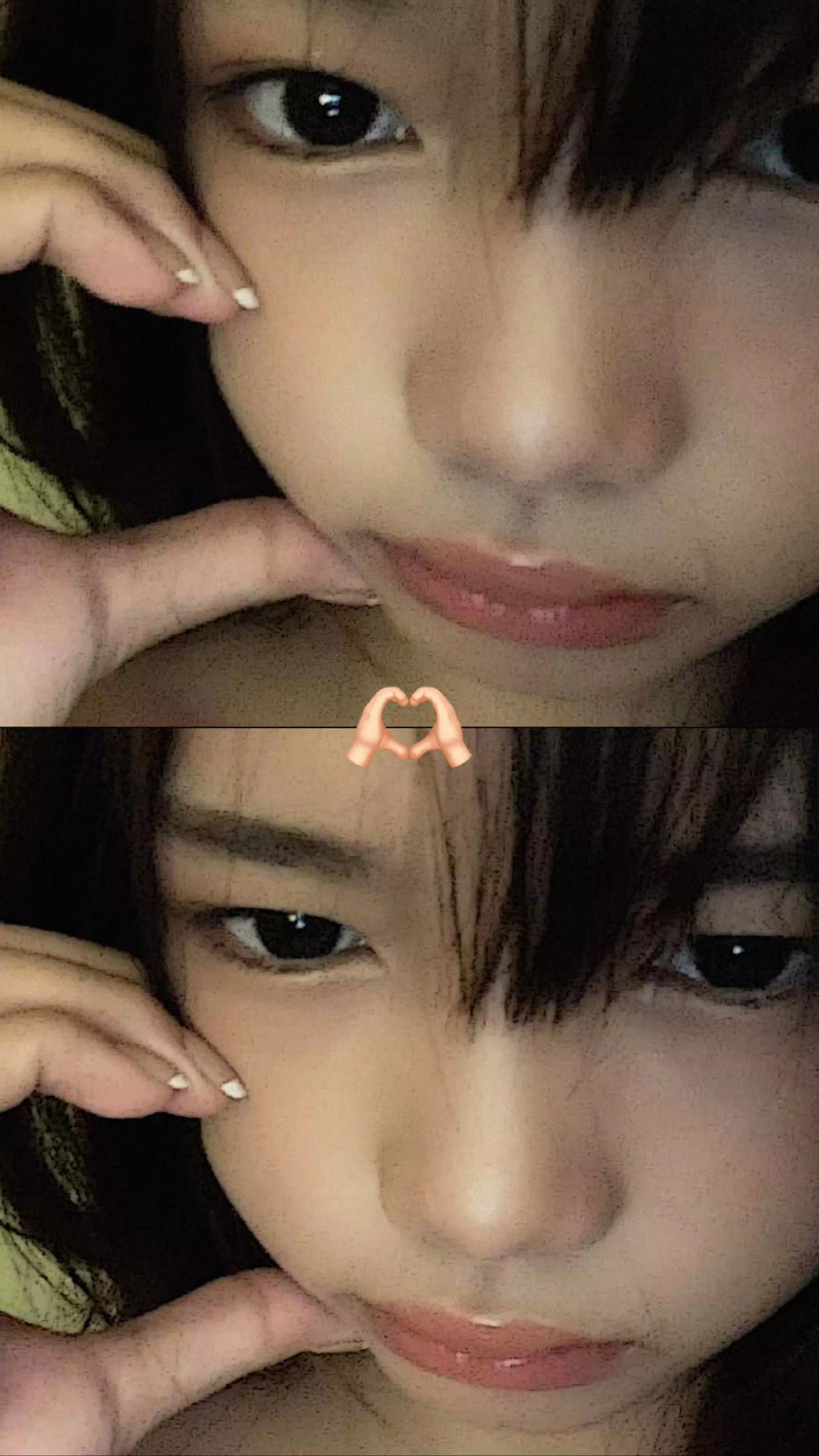 2 pics