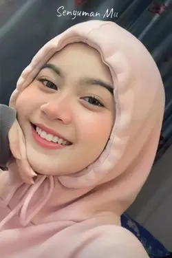 Efek Senyum keren