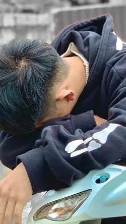Gió nổi lên rồi