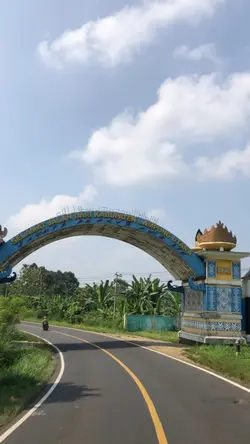 Vlog jalan-jalan