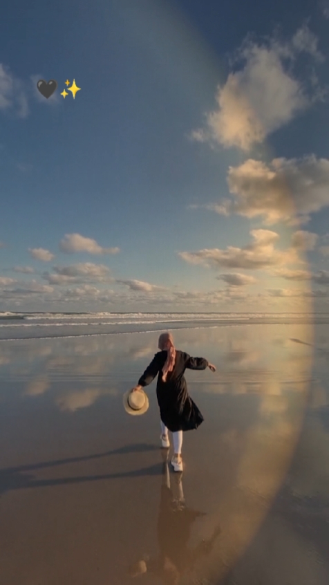 Pantai Estetik