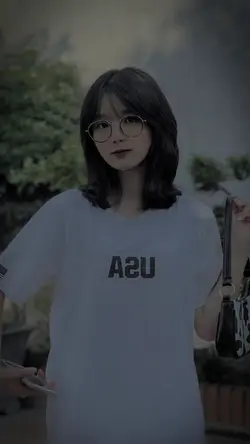 1 ẢNH + MÀU