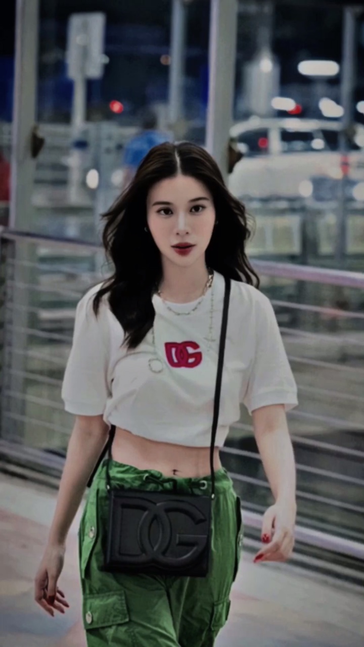 2รูปเท่ๆ🖤🤏。