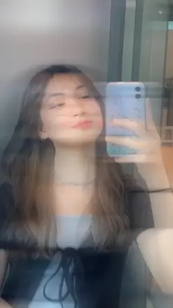 #HoldMeLikeThat