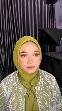 Makeup Transition