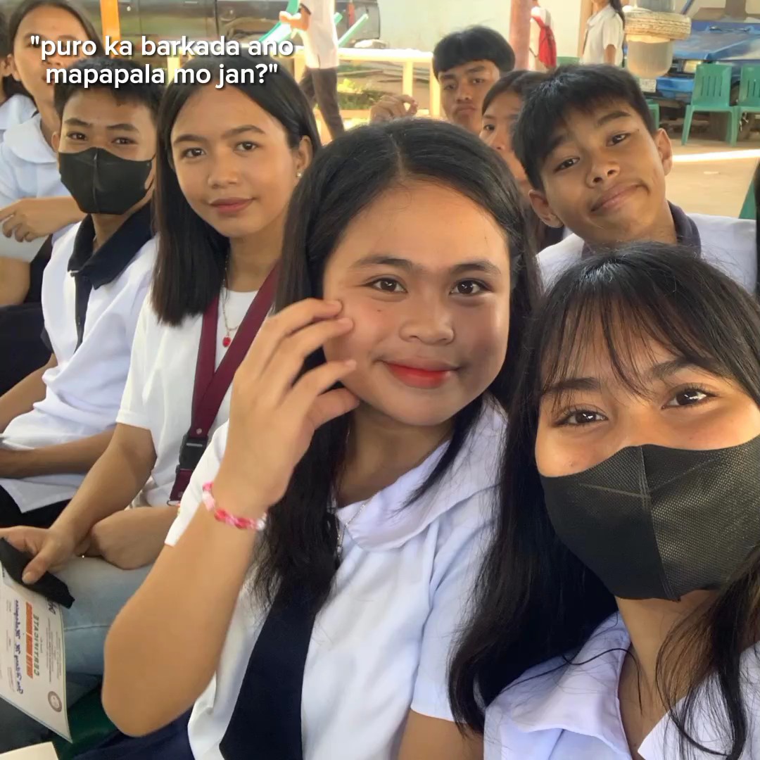 "yung barkada"