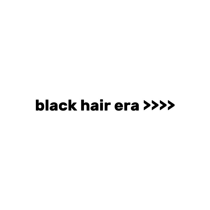Era del cabello negro>>