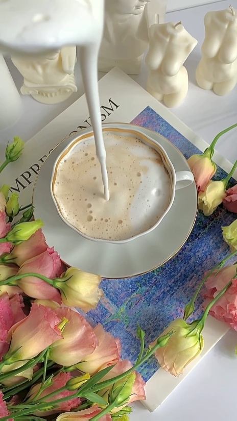 Café De La Tarde
