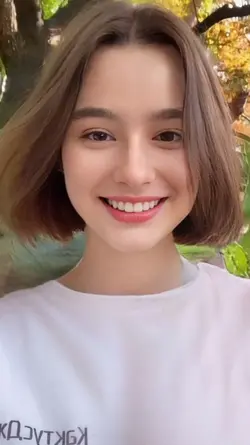 SmileFace short_hair