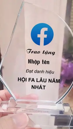Mẫu cúp vinh quang