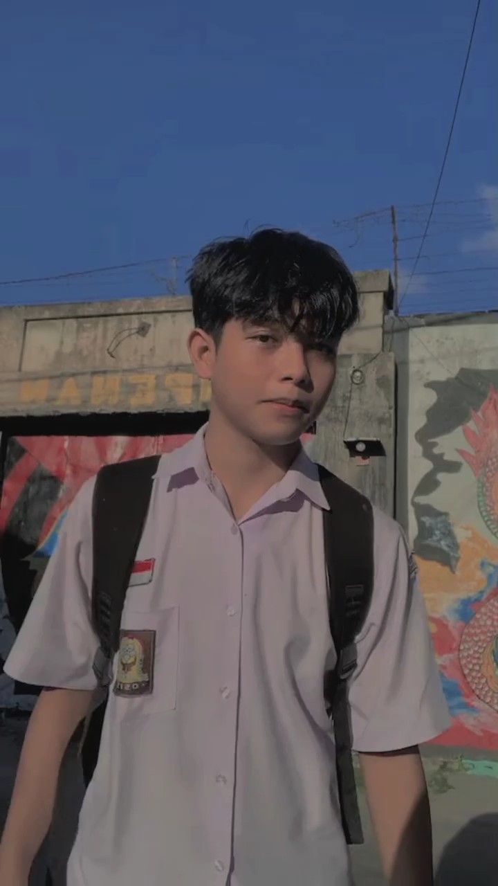 1 video 4 fotoğraf