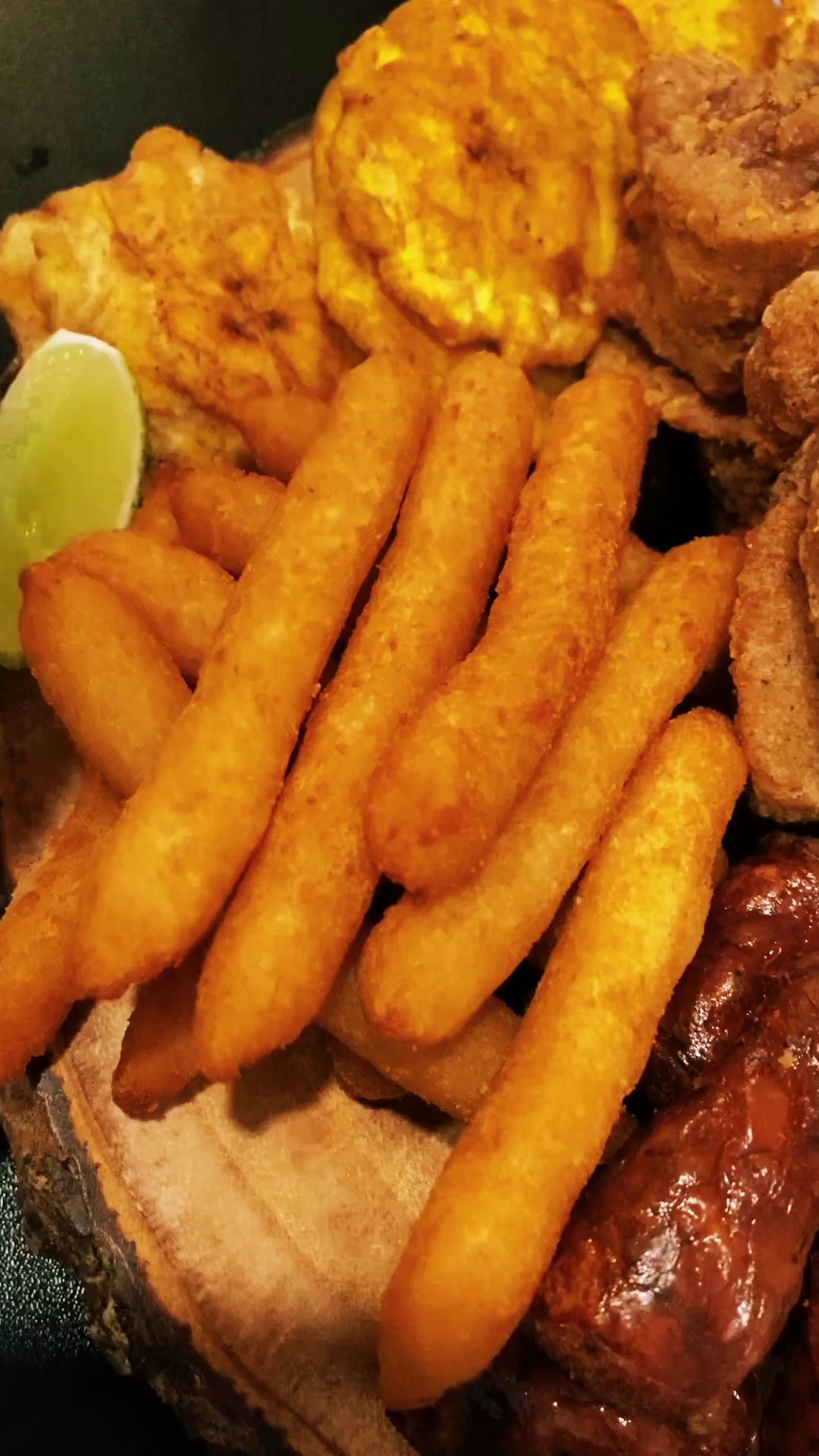 1 video + foto makanan