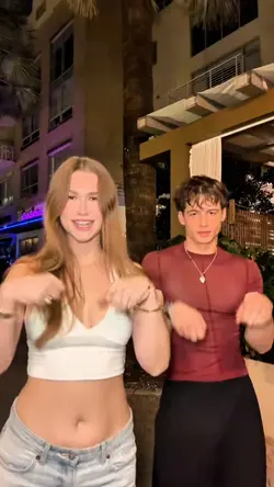 montagem miau