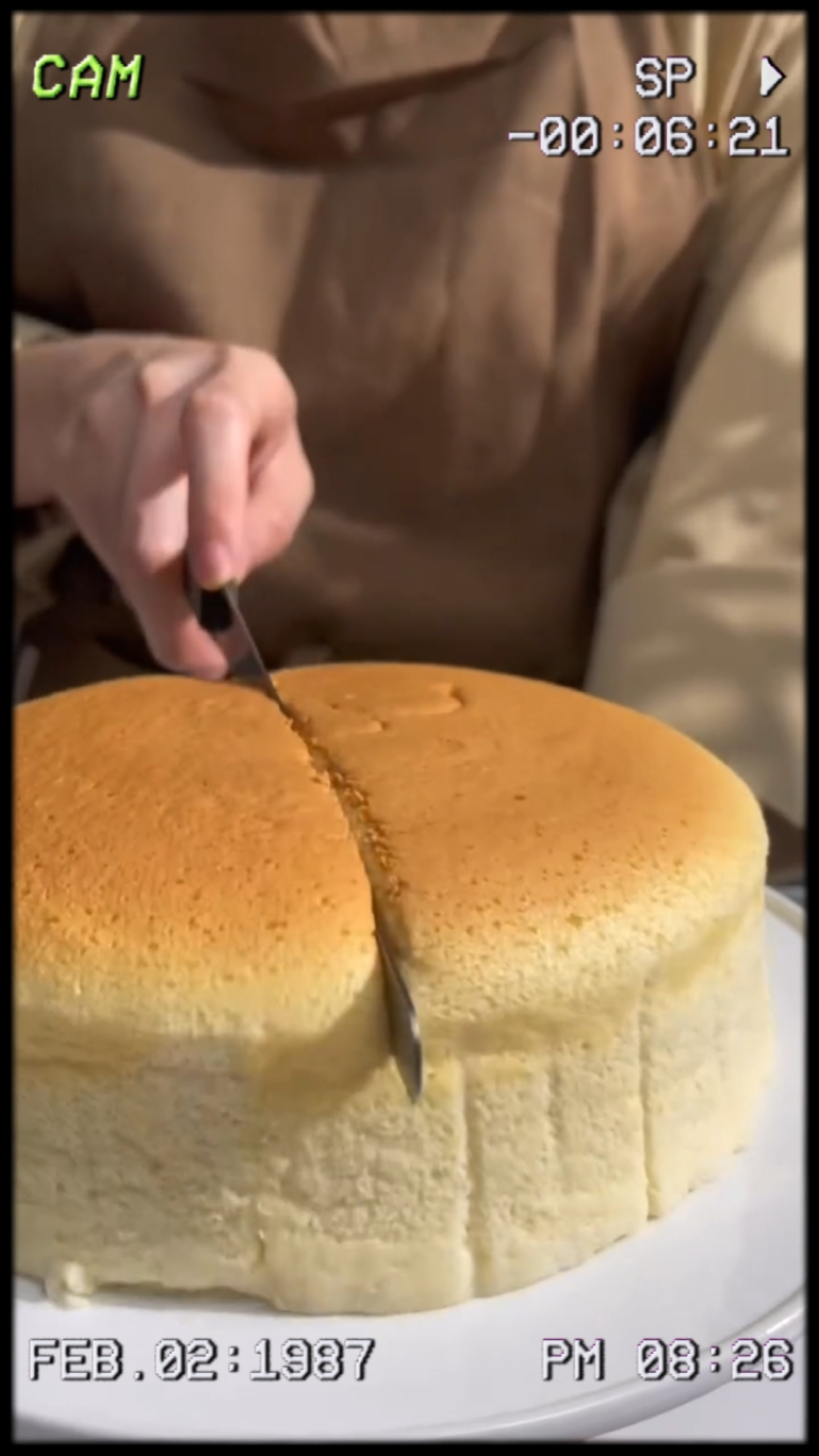 custard cake
