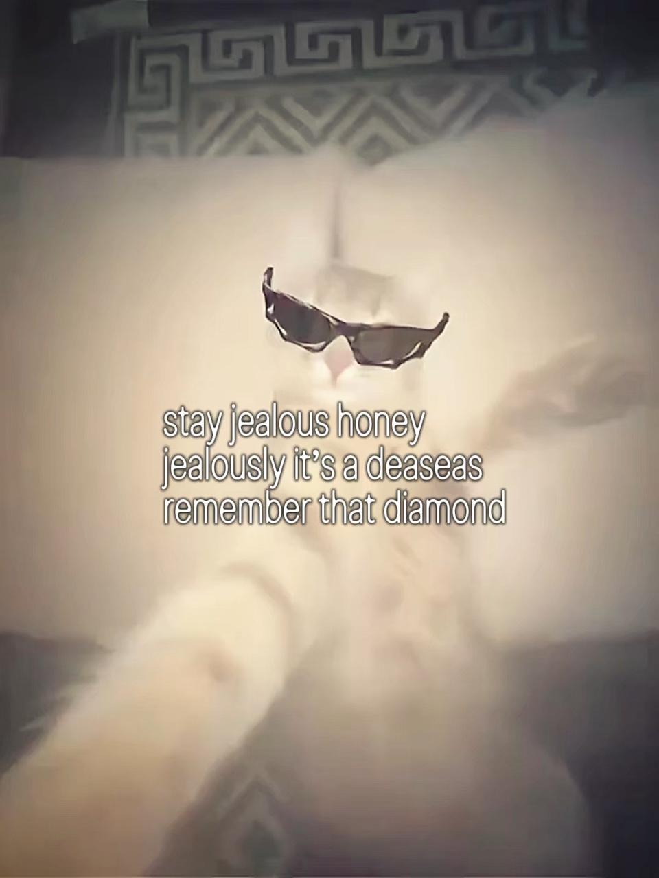 Manatiling nagseselos hone