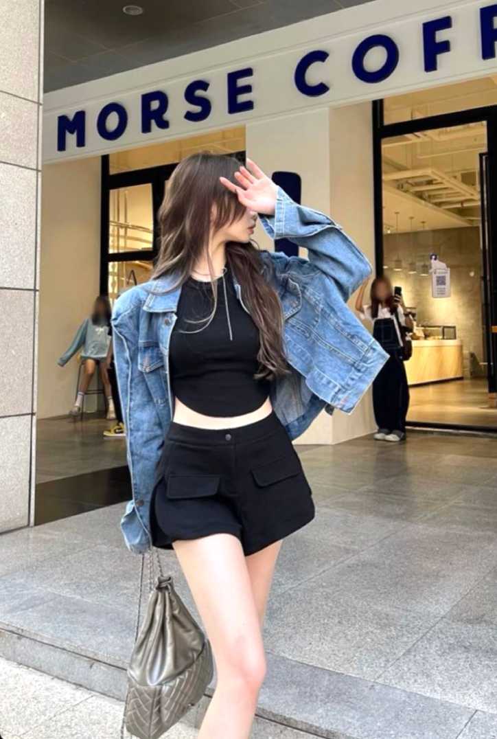 6 foto morena